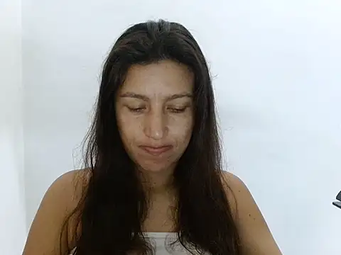 Snapshot of SarahFriendly chatting on July 27, 11:39 am SarahFriendly online show from July 27, 11:39 am