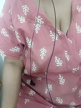 tami lavanya online show from January 17, 4:33 pm