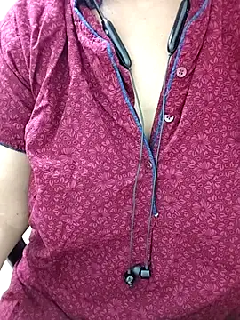 tami lavanya online show from July 24, 3:26 am