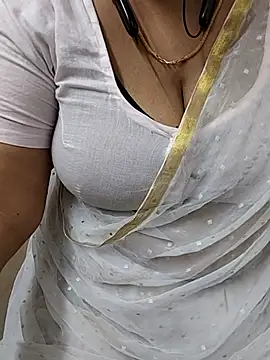 tami lavanya online show from July 30, 5:56 pm