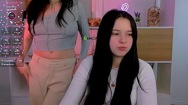 amanda-miki online show from December 18, 7:47 am