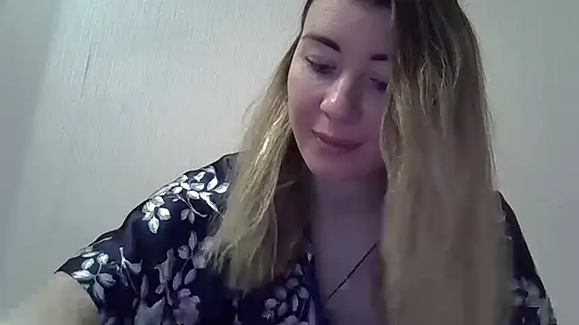 Snapshot of Aithnexs chatting on October 31, 7:53 am Aithnexs online show from October 31, 7:53 am