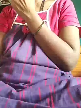 Snapshot of smartangel_telugu chatting on April 28, 9:58 am smartangel telugu online show from April 28, 9:58 am