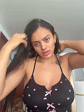 AnaaFaith  online show from April 19, 4:39 pm