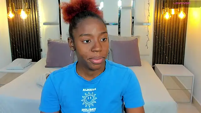  emma willliams  online show from December 18, 1:39 pm