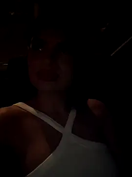 IrinaVelvet online show from November 7, 11:05 pm