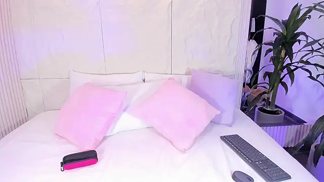 DulceGreem online show from January 14, 8:14 pm