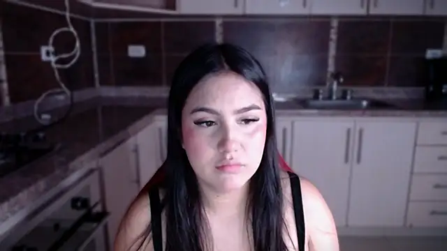 Snapshot of ValentinaMillers_ chatting on October 9, 10:46 am ValentinaMillers online show from October 9, 10:46 am