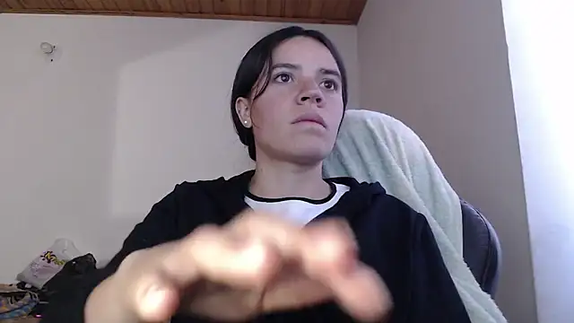 Skylar Serenity online show from December 15, 8:13 pm