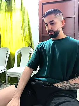 giannis090 online show from February 7, 9:29 pm