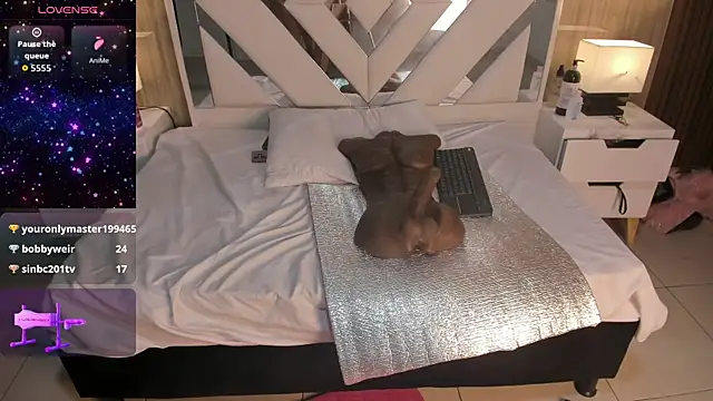 VanessaHard as online show from November 22, 8:13 am