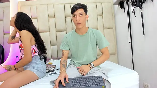 ZafiroAndFlynn online show from June 2, 2:46 am
