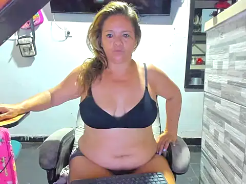 rubi 49 online show from July 15, 4:29 am