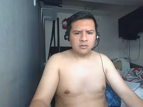 Snapshot of Xxxristiano chatting on January 11, 1:27 pm Xxxristiano online show from January 11, 1:27 pm