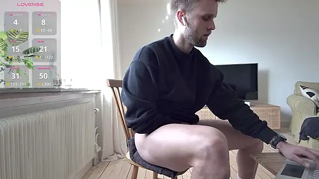 bubblebuttnes online show from March 11, 12:11 pm