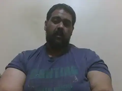 Snapshot of elpoop7305 chatting on February 10, 12:53 pm elpoop7305 online show from February 10, 12:53 pm