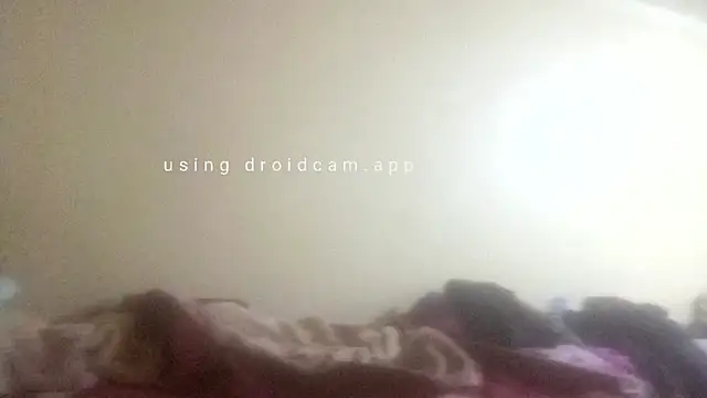 Snapshot of elpoop7305 chatting on February 17, 9:10 pm elpoop7305 online show from February 17, 9:10 pm