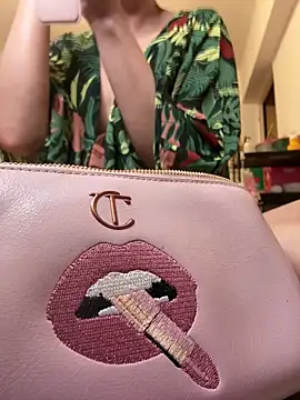 DahliaVonLure online show from June 4, 11:55 pm