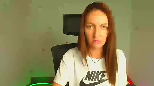 Snapshot of Aurora_Loveu chatting on September 14, 1:32 pm Aurora Loveu online show from September 14, 1:32 pm