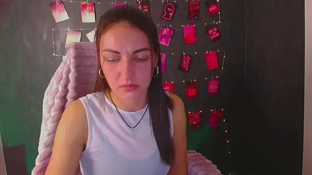 Snapshot of Aurora_Loveu chatting on November 14, 9:46 pm Aurora Loveu online show from November 14, 9:46 pm