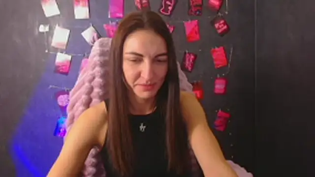 Snapshot of Aurora_Loveu chatting on December 17, 11:22 pm Aurora Loveu online show from December 17, 11:22 pm