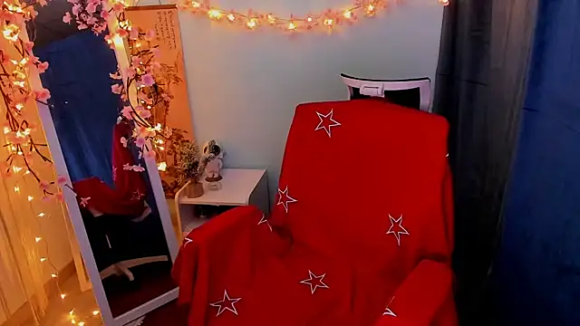 Aurora Loveu online show from February 27, 9:48 pm