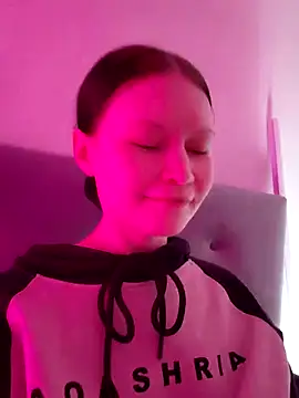 DragonFoxie online show from November 14, 4:38 pm