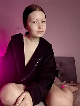 DragonFoxie online show from November 25, 6:46 am