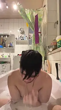 Kingpowerlittel online show from December 5, 4:03 pm