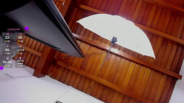 JenniferAuriston online show from September 13, 8:41 pm