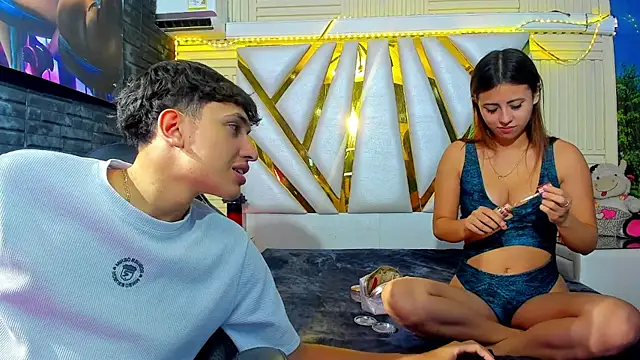 ChanellandMax online show from November 24, 1:22 pm