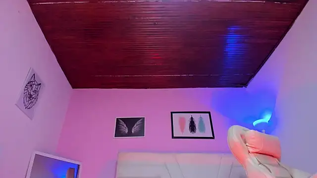 fressittalove01 online show from September 15, 3:01 pm