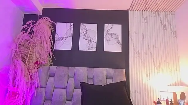 emily vermont online show from September 28, 3:34 am