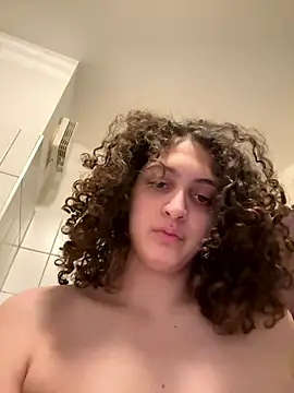 DreamThickCouple online show from January 6, 10:56 pm