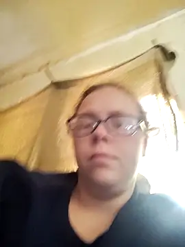 countrymomma online show from September 12, 1:33 pm