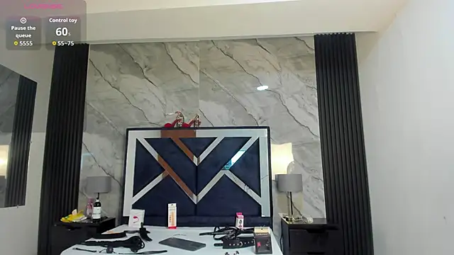 VioletRose as online show from September 20, 7:48 pm