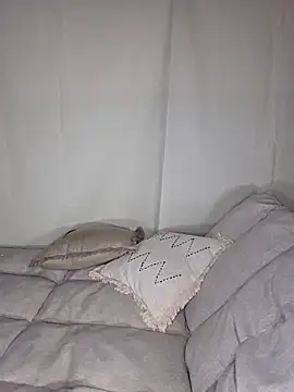 Melody1600 online show from December 17, 8:37 pm