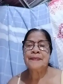Snapshot of Sweet-Lita50 chatting on June 28, 3:18 pm Sweet-Lita50 online show from June 28, 3:18 pm