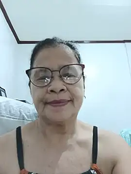 Snapshot of Sweet-Lita50 chatting on July 15, 12:21 pm Sweet-Lita50 online show from July 15, 12:21 pm