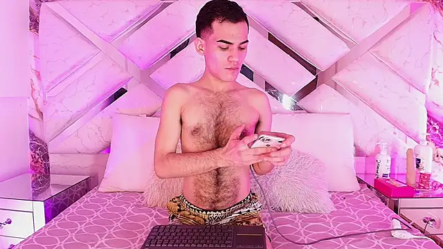 Snapshot of alessandro_musk chatting on March 29, 4:01 am alessandro musk online show from March 29, 4:01 am