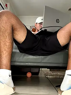 Snapshot of StrokingDaddy4 chatting on September 28, 4:23 pm StrokingDaddy4 online show from September 28, 4:23 pm