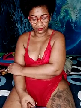 Snapshot of analgetica chatting on November 3, 11:11 am analgetica online show from November 3, 11:11 am