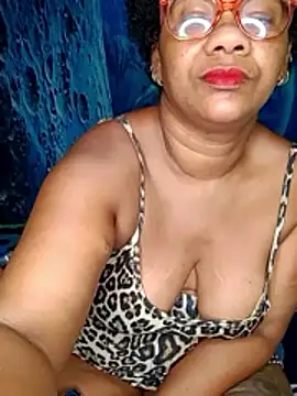 Snapshot of analgetica chatting on November 6, 11:33 am analgetica online show from November 6, 11:33 am