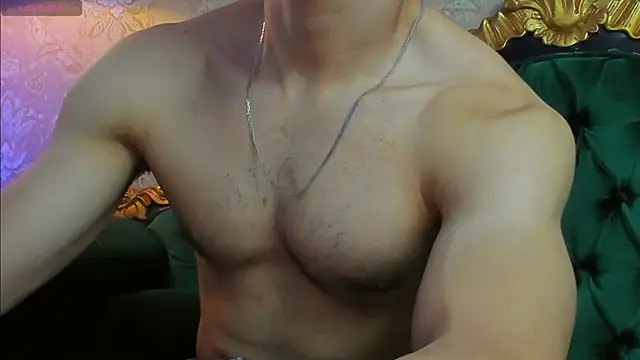AlessandroKiing online show from July 23, 1:58 am