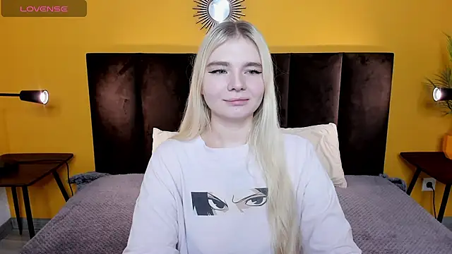 RuthBryant online show from December 5, 12:41 am