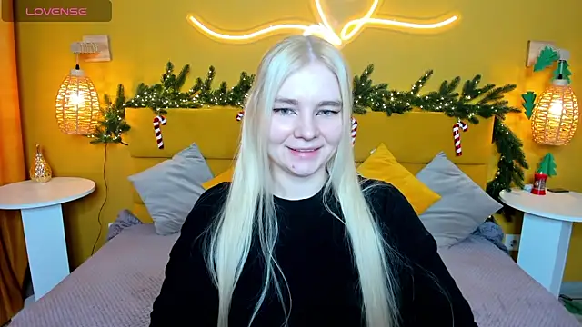 RuthBryant online show from December 21, 12:40 am