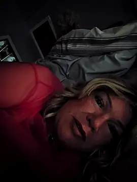 Snapshot of Sugarloveless chatting on October 15, 8:53 pm Sugarloveless online show from October 15, 8:53 pm