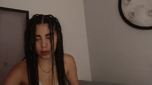 Lucy-23 online show from December 3, 4:09 am