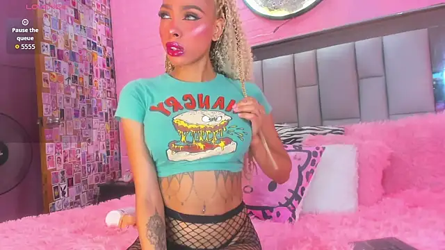 Nicole Rosales online show from September 14, 6:51 pm