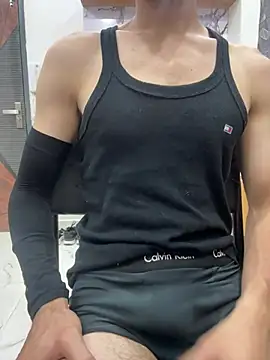 coupleyug online show from May 2, 3:50 pm